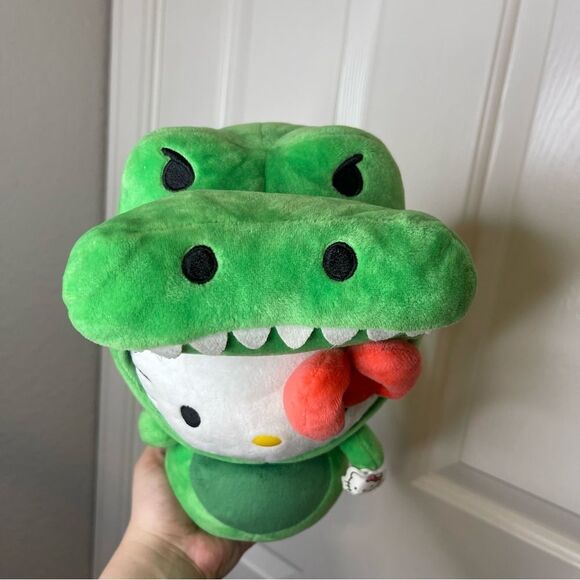 BNWT Universal Studios X Sanrio Hello Kitty Jurassic Park Dino Kitty Plush 10” - Picture 2 of 7